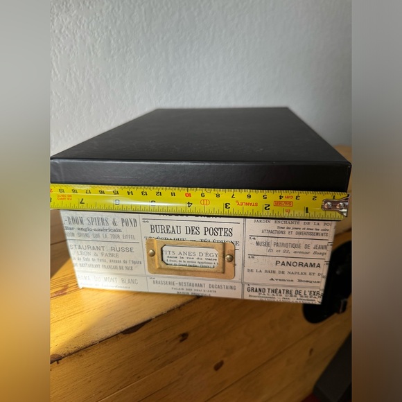 French Newspaper Storage Box - Picture 9 of 13